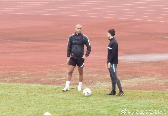 开云在线-儒尼奥尔完成隔离归队 亚泰为新赛季做好多种预案