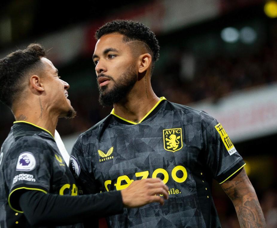 开云APP-莫雷托:维拉正尝试签回道格拉斯-路易斯,目前谈判进展顺利