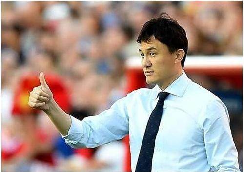 郝伟:蒿俊闵自己提出的转会 徐新能为国足做贡献